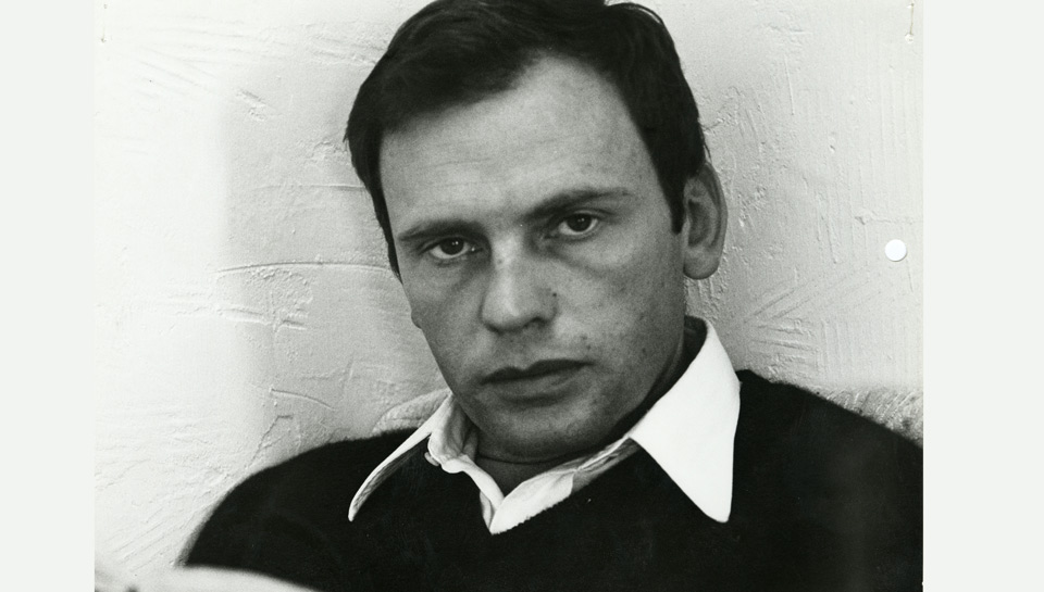 portrait de Jean-Louis Trintignant en noir et blanc