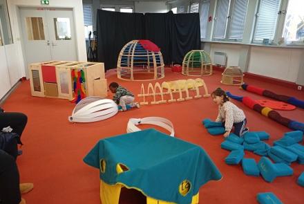 pièce avec des jeux 